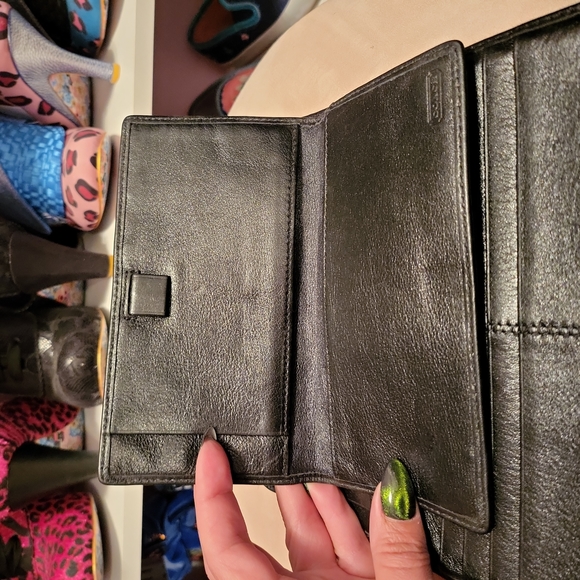 Coach Wallet - Picture 5 of 6